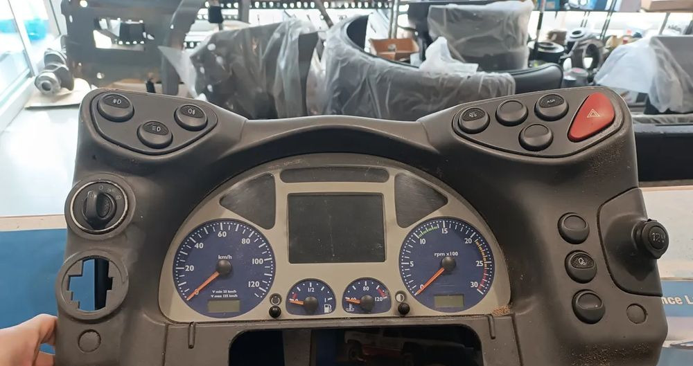 Zegary Licznik IVECO STRALIS 504025356 - Sistema eléctrico para Camión: foto 1 Zegary Licznik IVECO STRALIS 504025356 - Sistema eléctrico para Camión: foto 1
