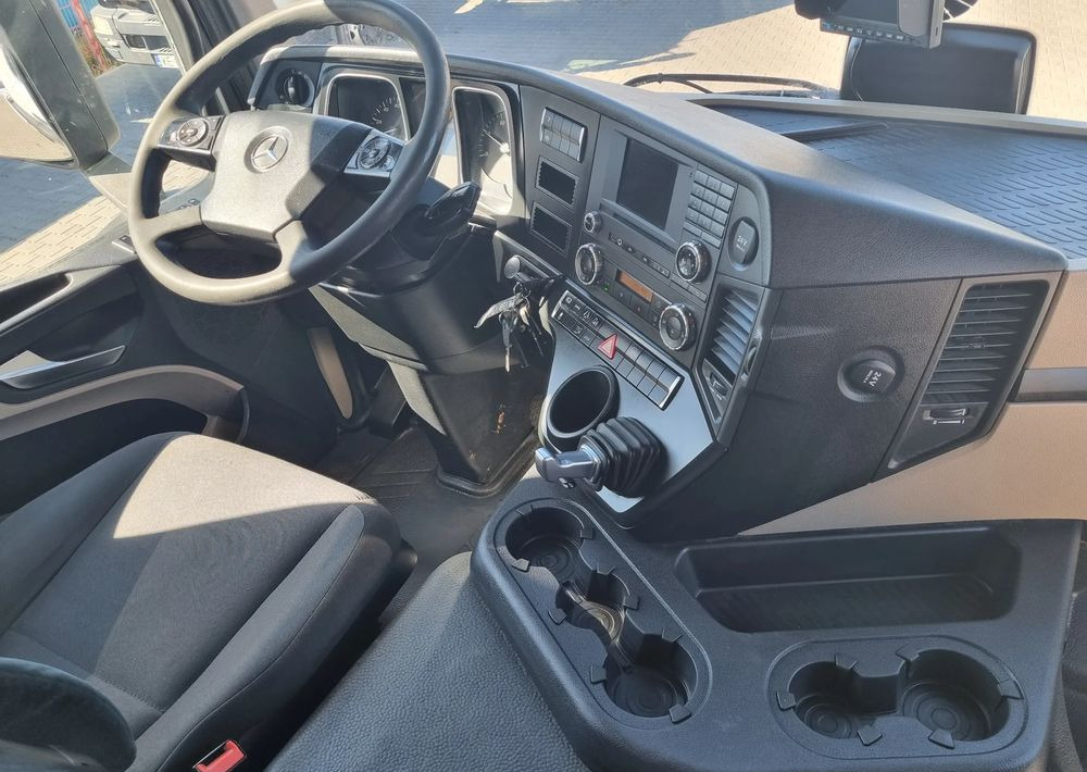 Mercedes-Benz Actros 1836 - Camión lona: foto 5 Mercedes-Benz Actros 1836 - Camión lona: foto 5