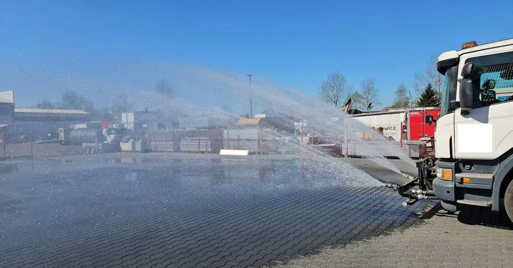 Scania SCANIA P360 Myjka drogowa - Camión de basura: foto 2 Scania SCANIA P360 Myjka drogowa - Camión de basura: foto 2