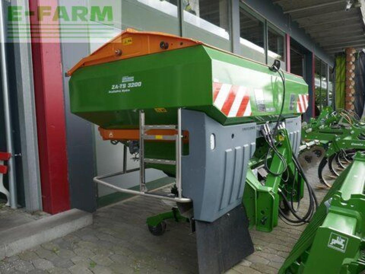 Amazone za-ts profis hydro 3200 - abgelagert top ausstat - Esparcidor de fertilizantes: foto 1 Amazone za-ts profis hydro 3200 - abgelagert top ausstat - Esparcidor de fertilizantes: foto 1