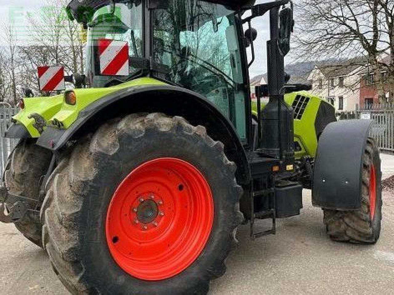 CLAAS ARION 650 CIS+ 50K CIS+ - Tractor: foto 3 CLAAS ARION 650 CIS+ 50K CIS+ - Tractor: foto 3