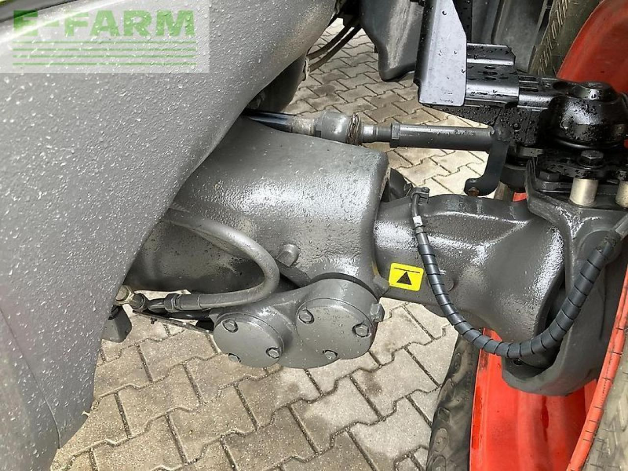 Tractor CLAAS axion 870: foto 10