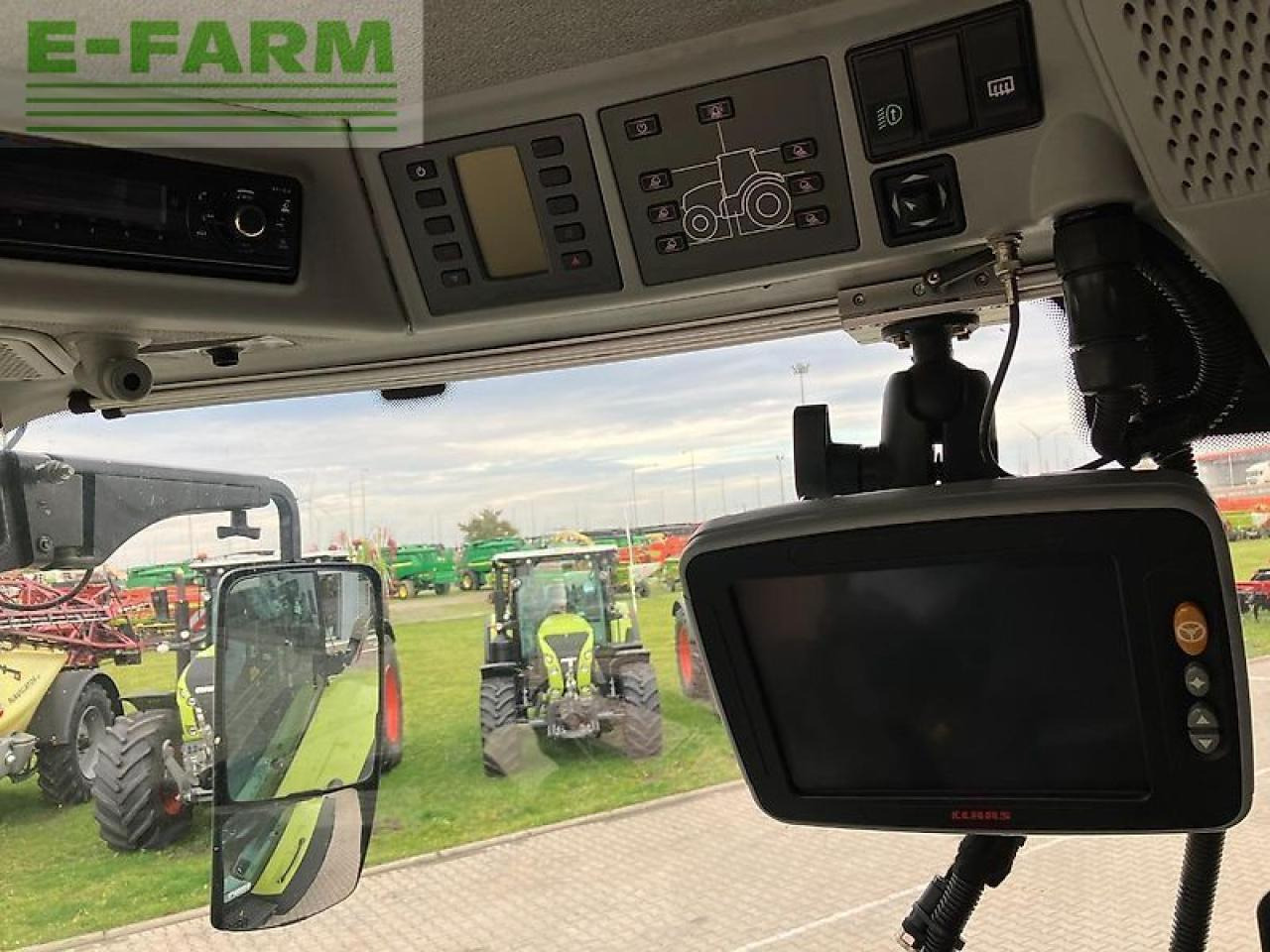 Tractor CLAAS axion 870: foto 17