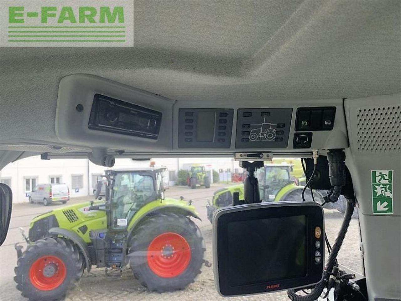 Tractor CLAAS axion 870 cmatic cebis CMATIC CEBIS: foto 10
