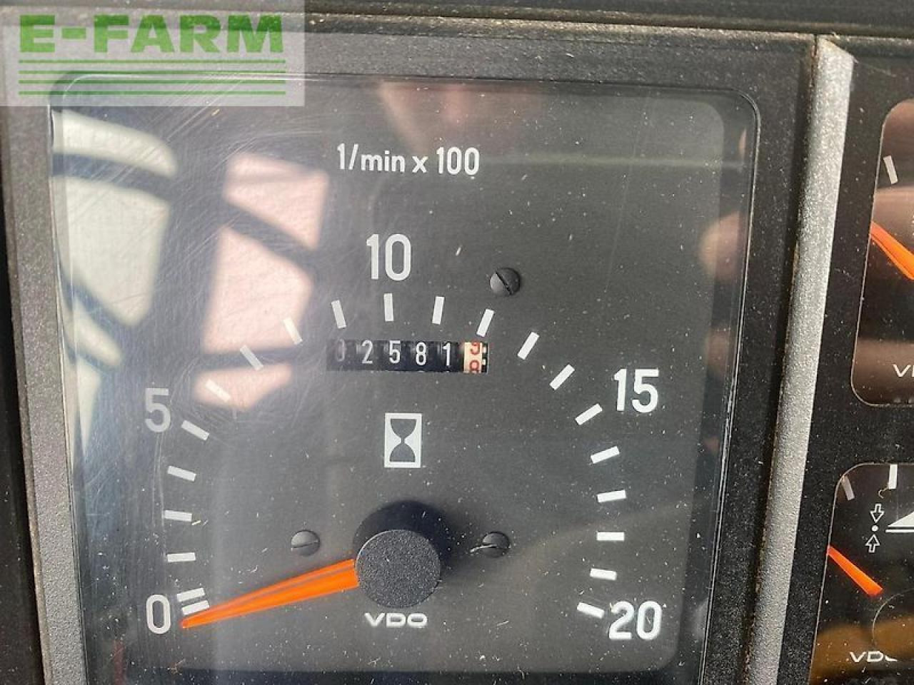 Cosechadora de granos CLAAS dominator 88: foto 10