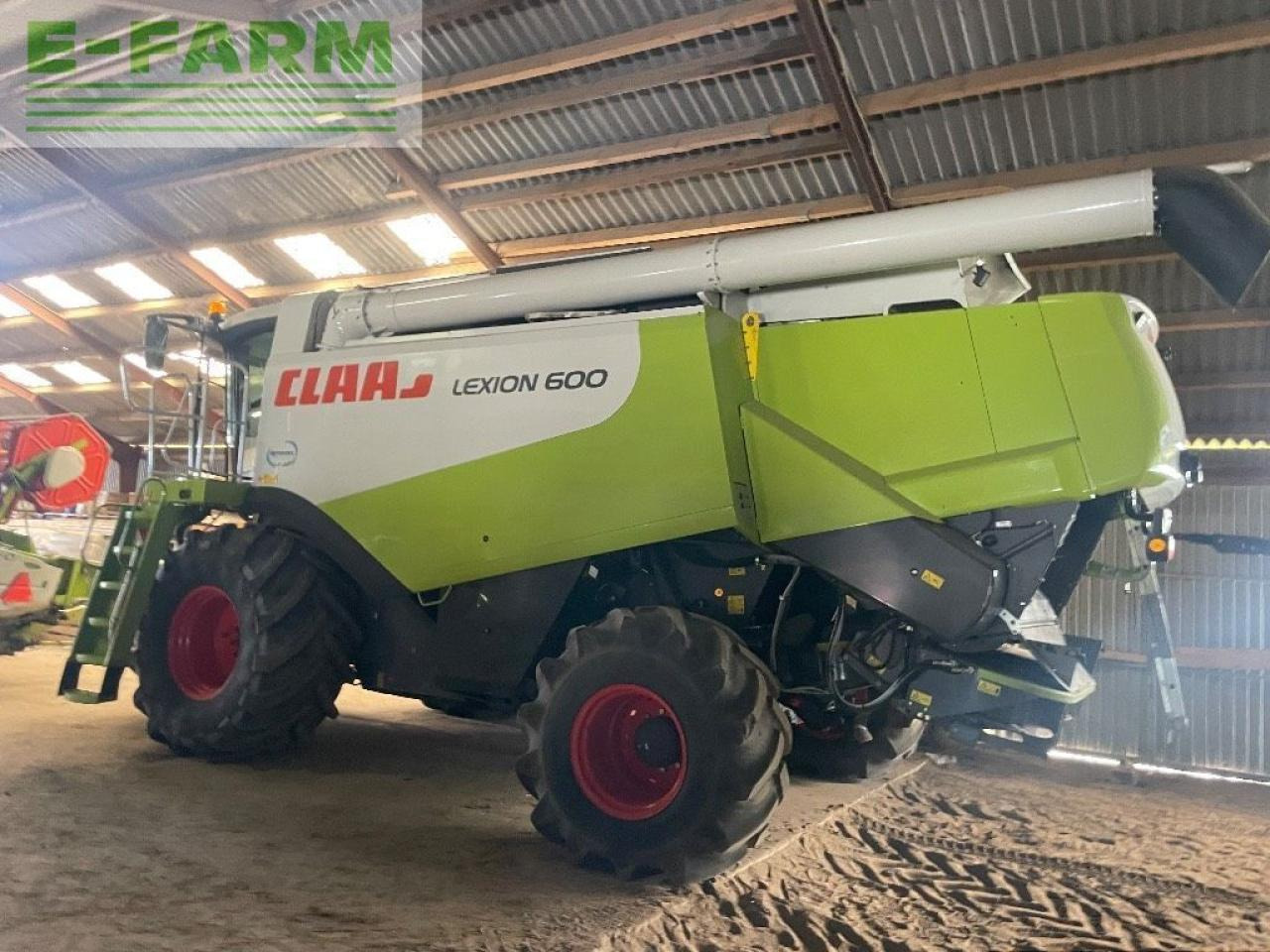 CLAAS lexion 600 - Cosechadora de granos: foto 2 CLAAS lexion 600 - Cosechadora de granos: foto 2