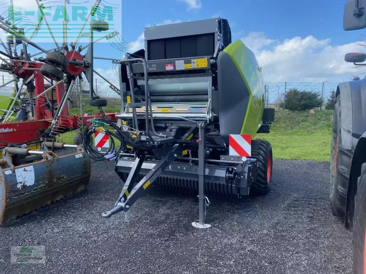 CLAAS variant 585 rc - Empacadora de pacas cuadradas: foto 2 CLAAS variant 585 rc - Empacadora de pacas cuadradas: foto 2