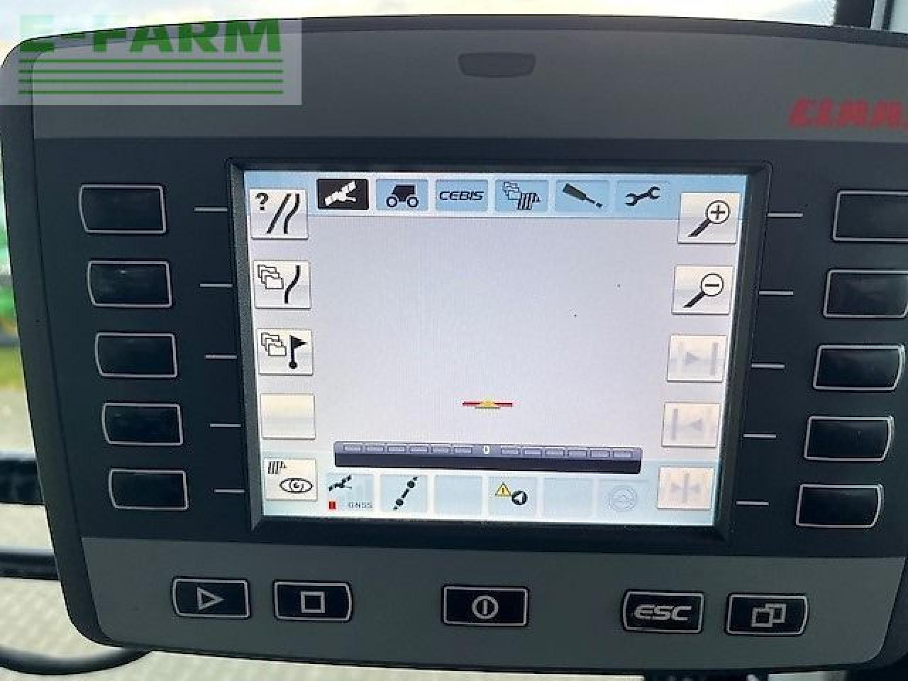 CLAAS xerion - Tractor: foto 4 CLAAS xerion - Tractor: foto 4