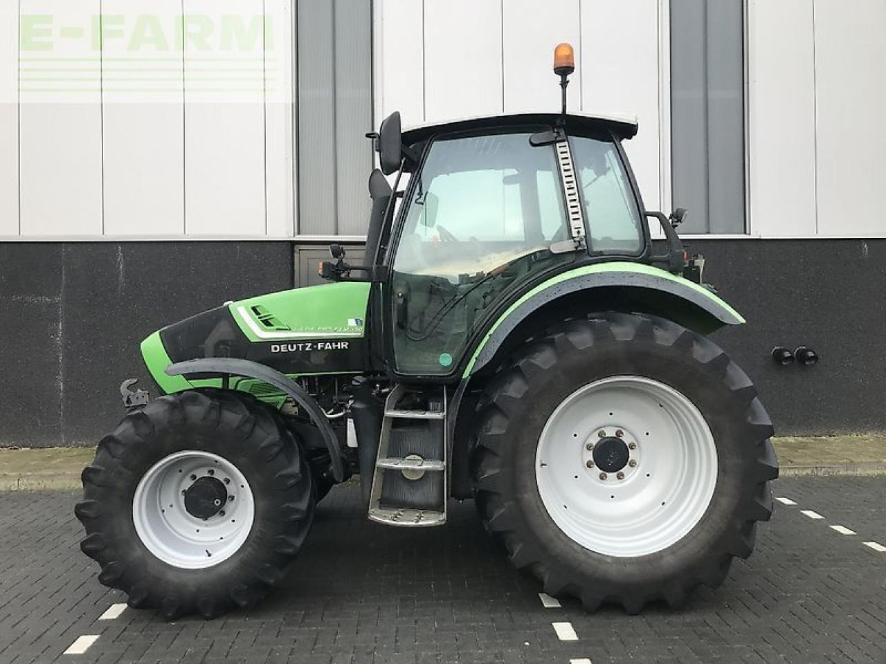 Tractor Deutz-Fahr deutz agrotron ttv430 met brede wielen: foto 10