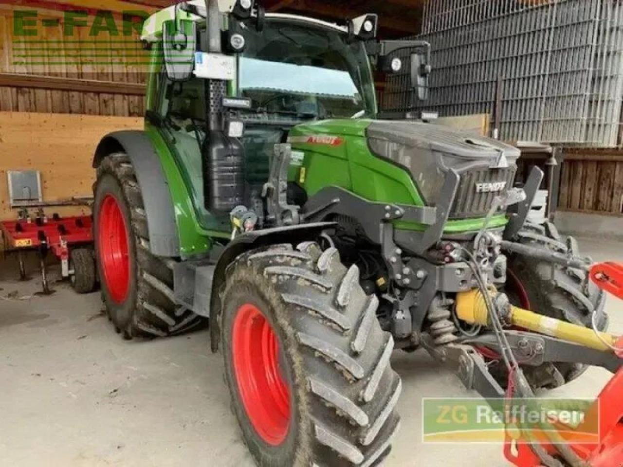 Fendt 211 vario power setting 2 - Tractor: foto 1 Fendt 211 vario power setting 2 - Tractor: foto 1