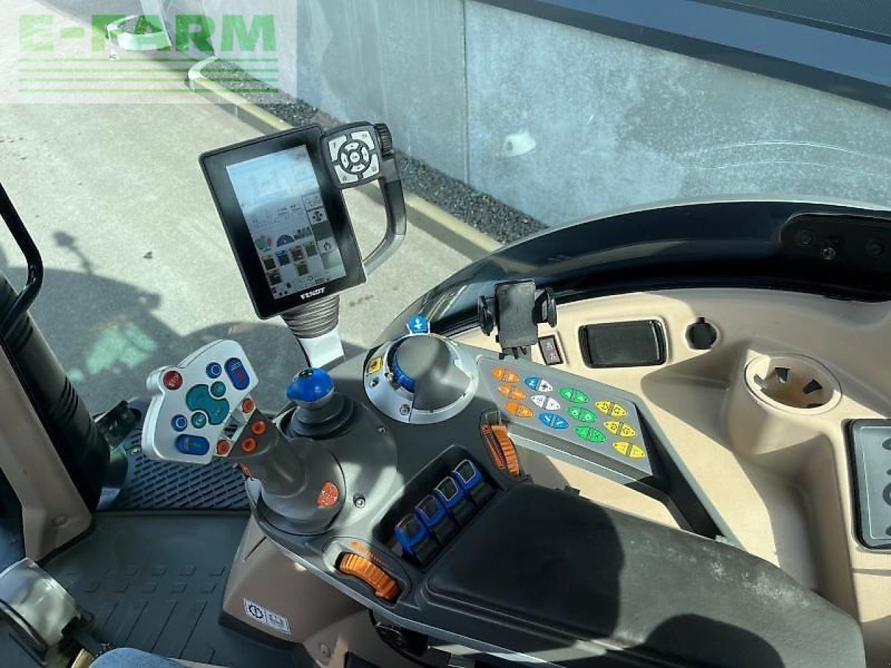 Tractor Fendt 720 vario s4 profi Profi: foto 10 Tractor Fendt 720 vario s4 profi Profi: foto 10