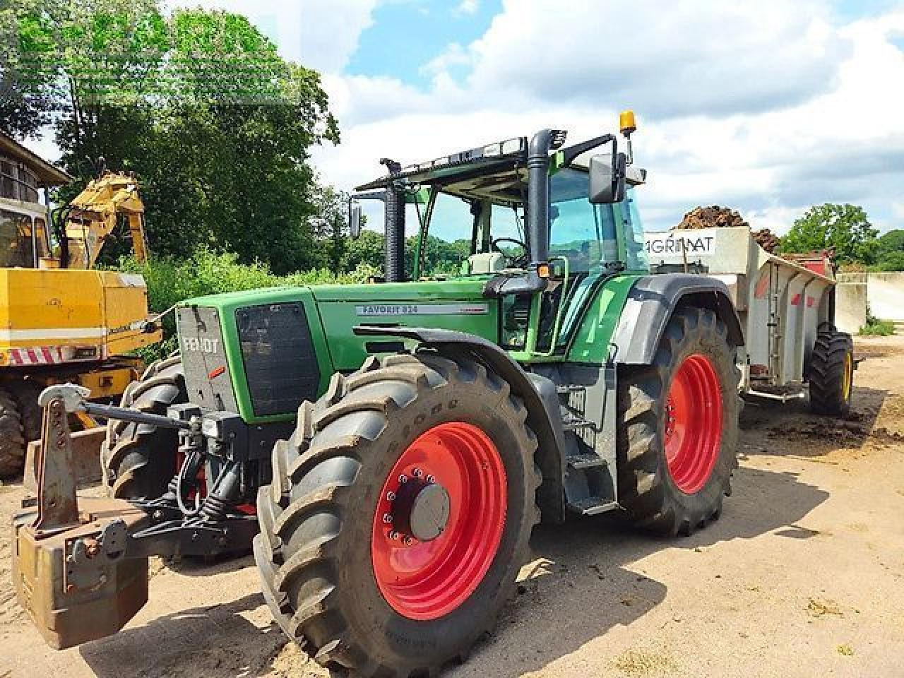 Fendt favorit 824 turboshift ( 816 818 822 ) - Tractor: foto 1 Fendt favorit 824 turboshift ( 816 818 822 ) - Tractor: foto 1