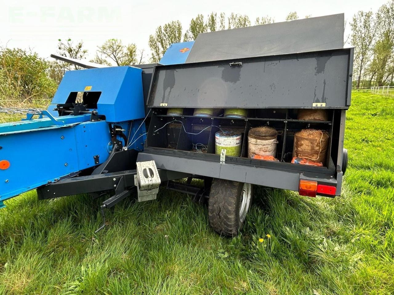 Empacadora de pacas cuadradas Fortschritt K464 HD: foto 8 Empacadora de pacas cuadradas Fortschritt K464 HD: foto 8