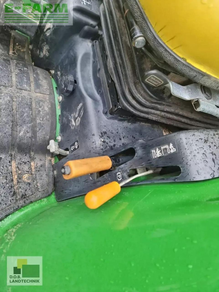 Tractor John Deere 3520 e-hydro: foto 14