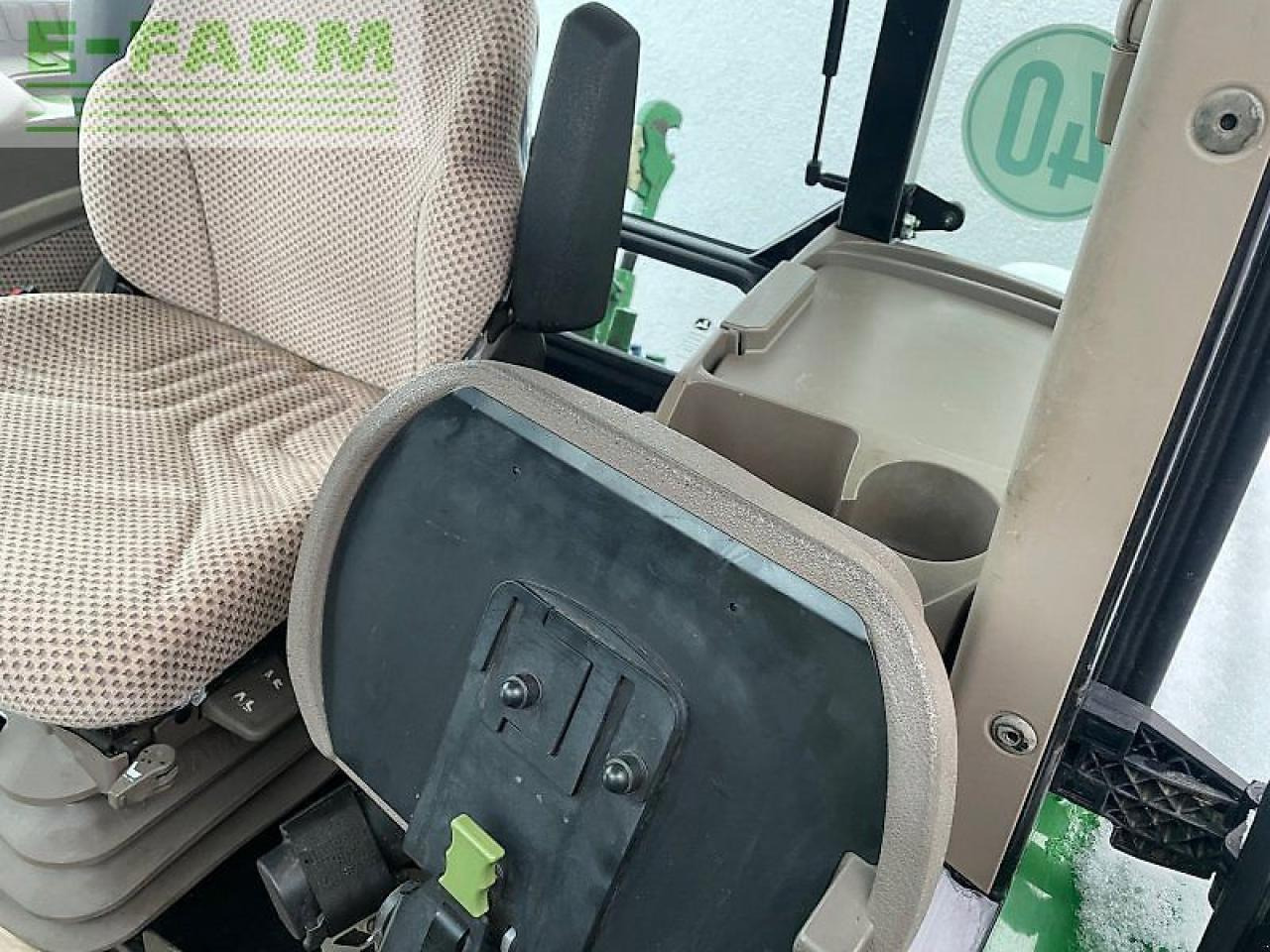 Tractor John Deere 5075 m: foto 6