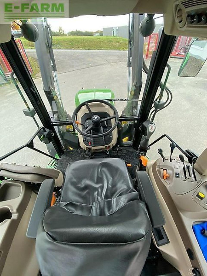 Tractor John Deere 5075e: foto 14