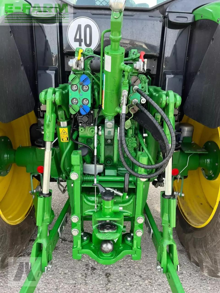Tractor John Deere 6100m: foto 10