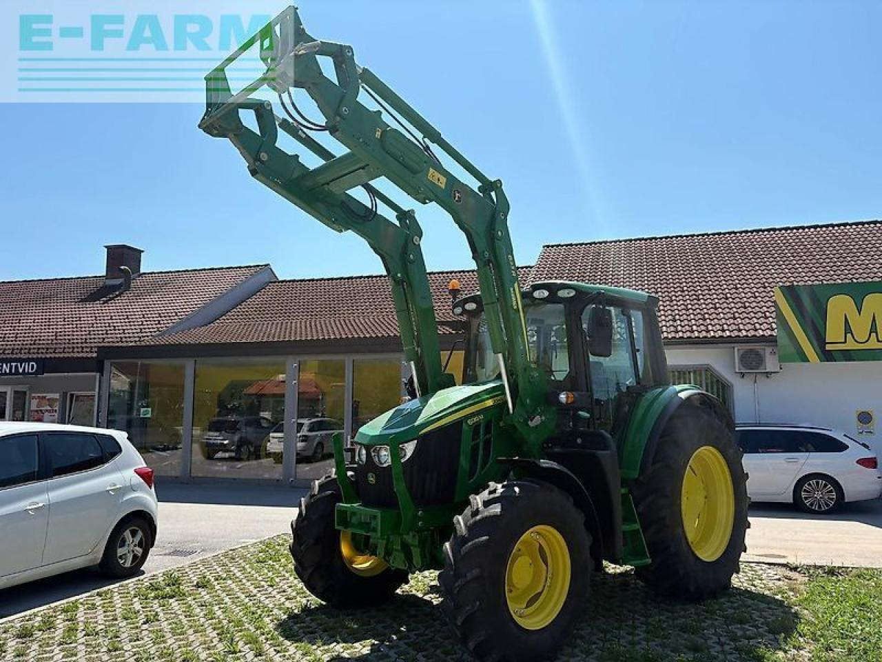 John Deere 6120m - Tractor: foto 1 John Deere 6120m - Tractor: foto 1
