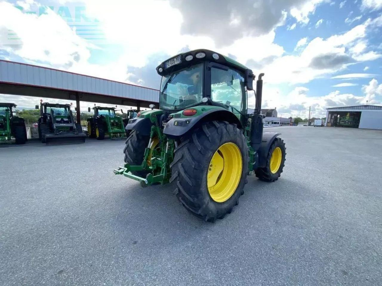 John Deere 6120r - Tractor: foto 4 John Deere 6120r - Tractor: foto 4