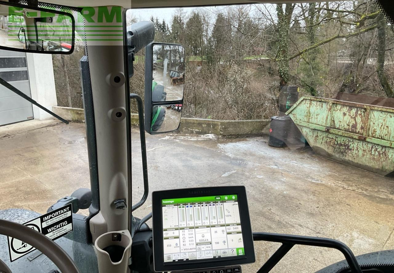 Tractor John Deere 6215R: foto 21