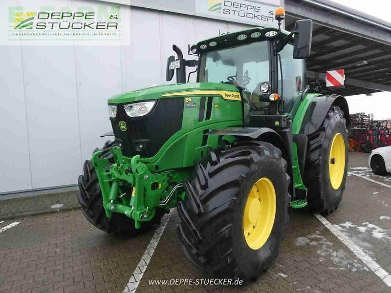 John Deere 6r 215 - Tractor: foto 1 John Deere 6r 215 - Tractor: foto 1