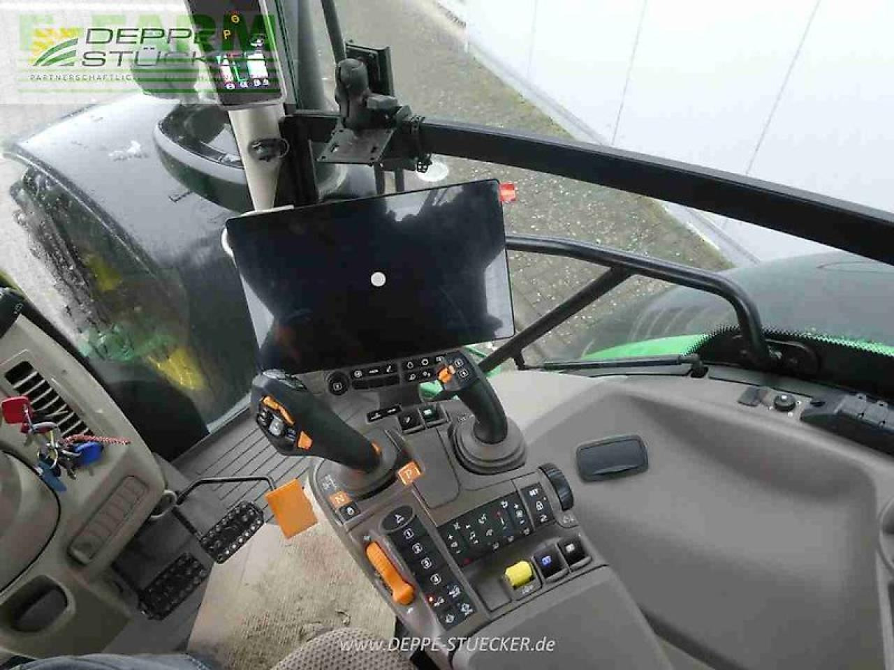 Tractor John Deere 6r 215: foto 15