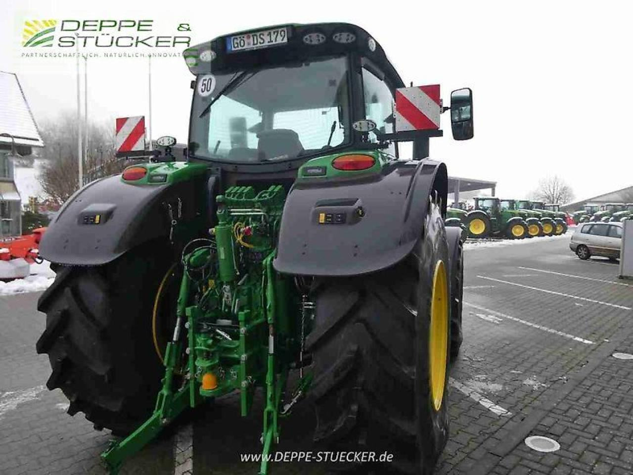 Tractor John Deere 6r 215: foto 8