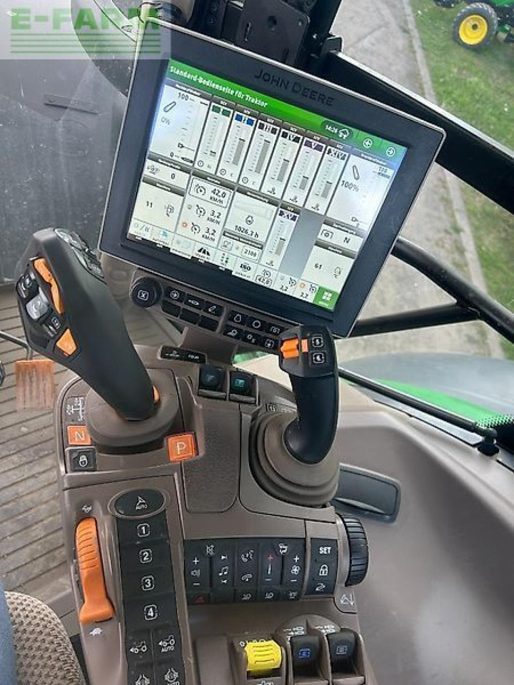 Tractor John Deere 6r 215: foto 10