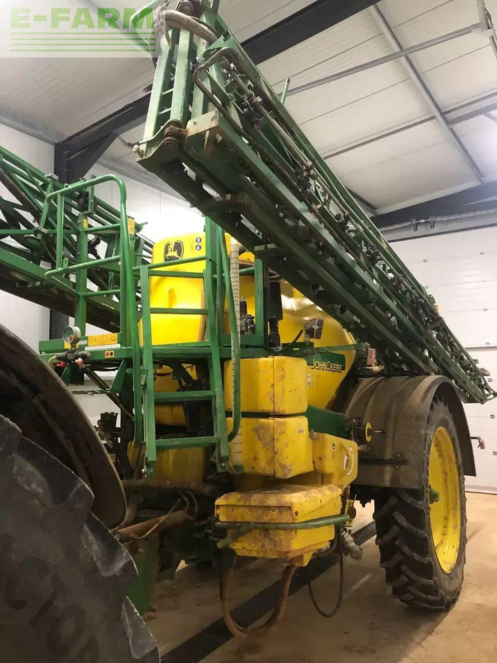 John Deere 832 - Pulverizador arrastrado: foto 2 John Deere 832 - Pulverizador arrastrado: foto 2
