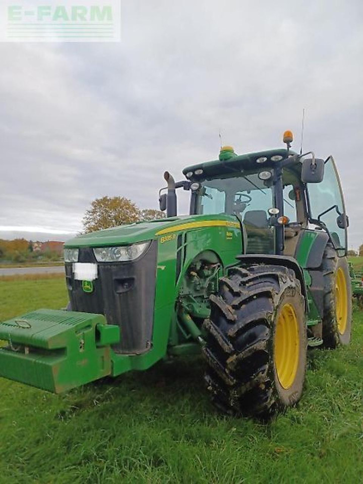 John Deere 8335r - Tractor: foto 1 John Deere 8335r - Tractor: foto 1