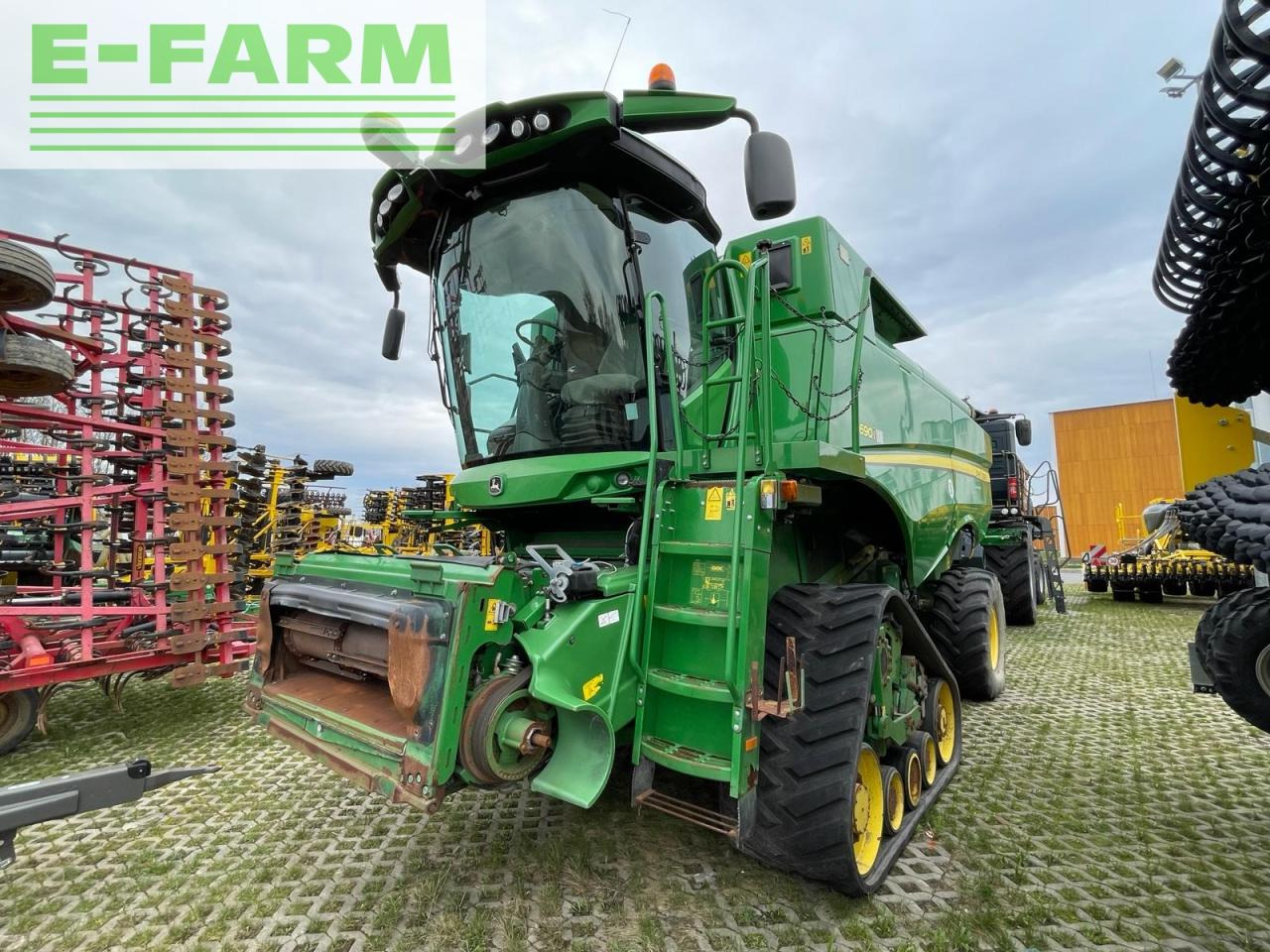 John Deere S690i - Cosechadora de granos: foto 1 John Deere S690i - Cosechadora de granos: foto 1