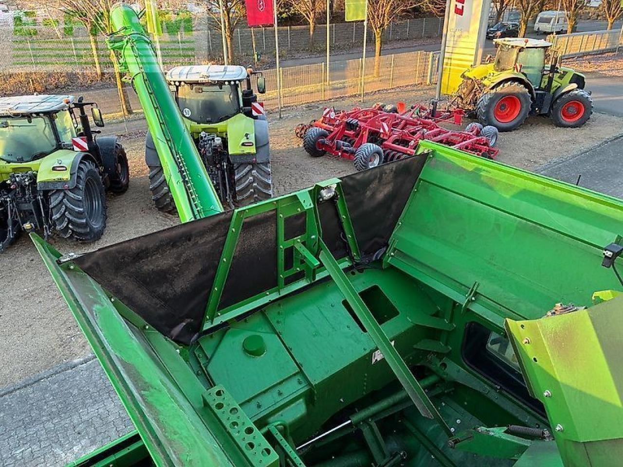 Cosechadora de granos John Deere t 670 i raupe: foto 28 Cosechadora de granos John Deere t 670 i raupe: foto 28