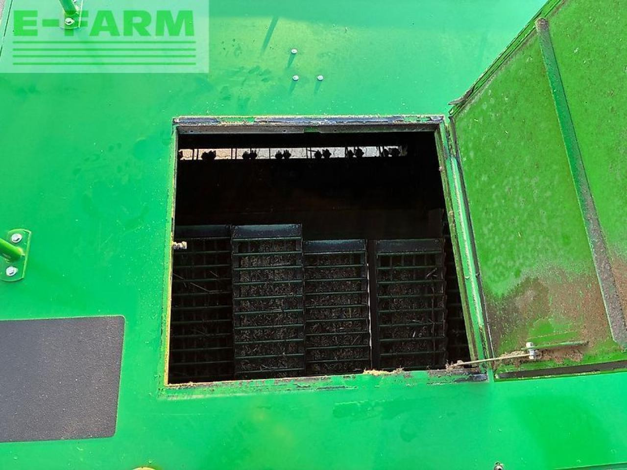 Cosechadora de granos John Deere t 670 i raupe: foto 26 Cosechadora de granos John Deere t 670 i raupe: foto 26