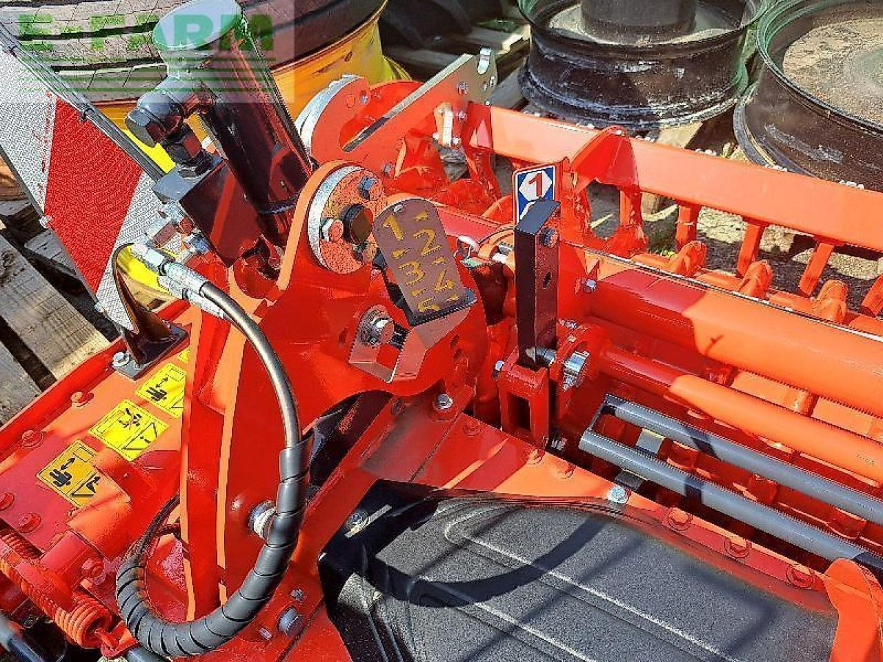 Kuhn hr3030 - Equipo para trabajo del suelo: foto 4 Kuhn hr3030 - Equipo para trabajo del suelo: foto 4