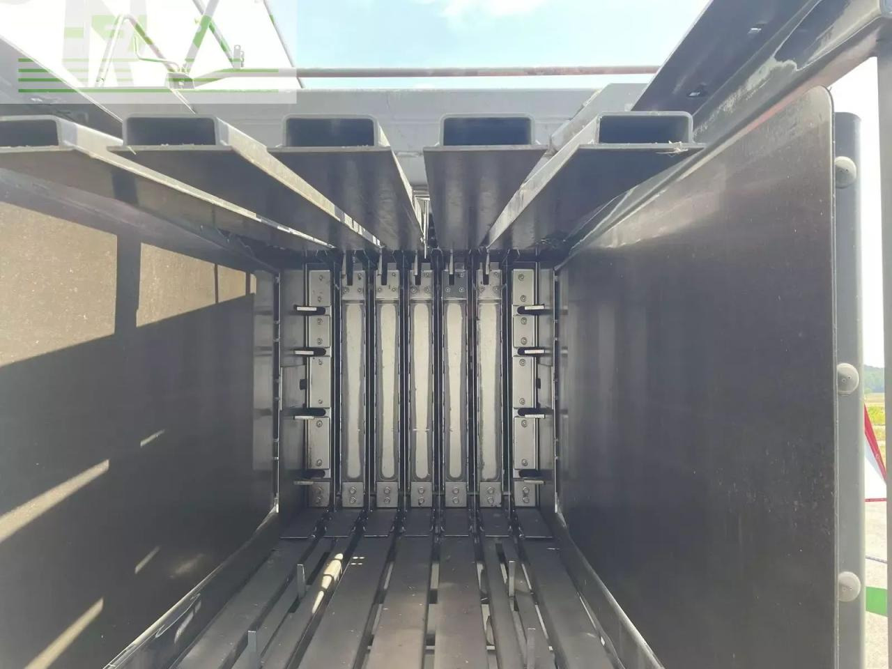 Empacadora de pacas cuadradas Massey Ferguson 2190: foto 7 Empacadora de pacas cuadradas Massey Ferguson 2190: foto 7