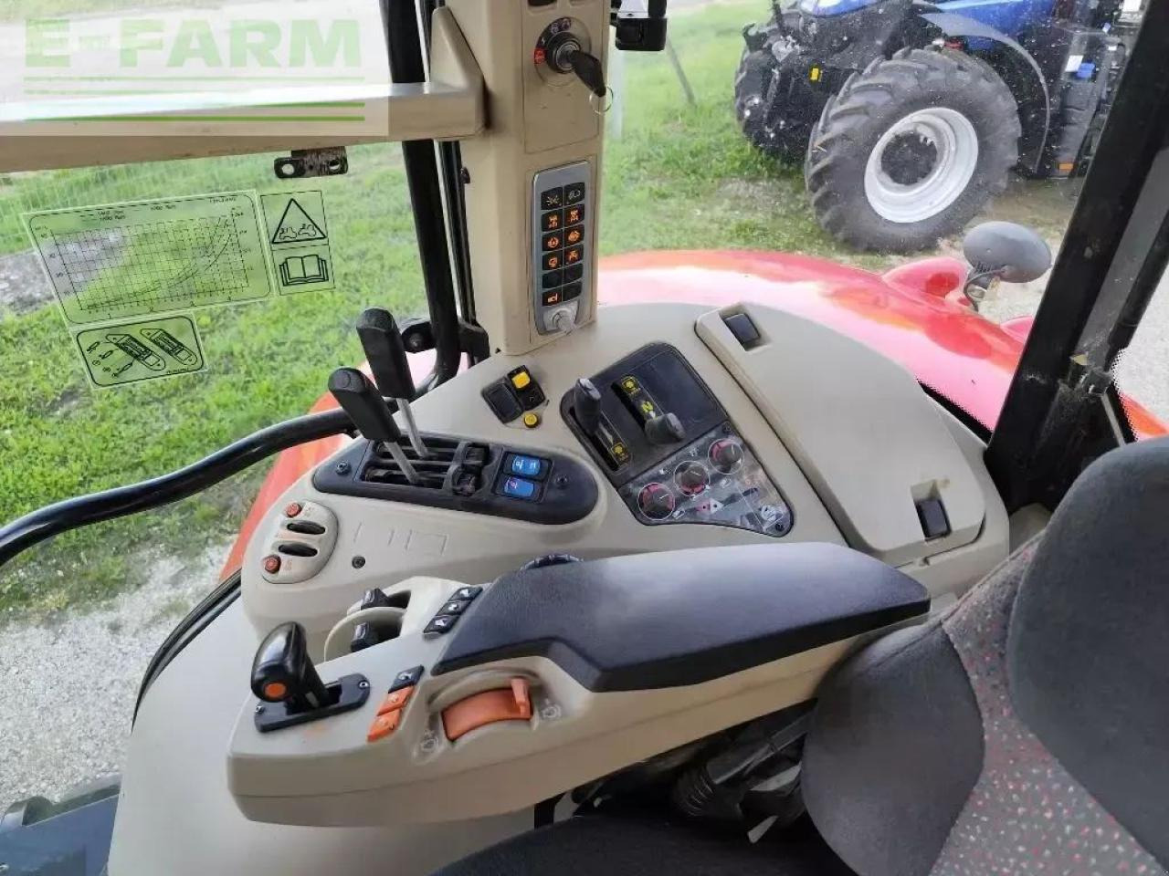 Tractor Massey Ferguson 7620 dyna-6 essential Essential: foto 9 Tractor Massey Ferguson 7620 dyna-6 essential Essential: foto 9