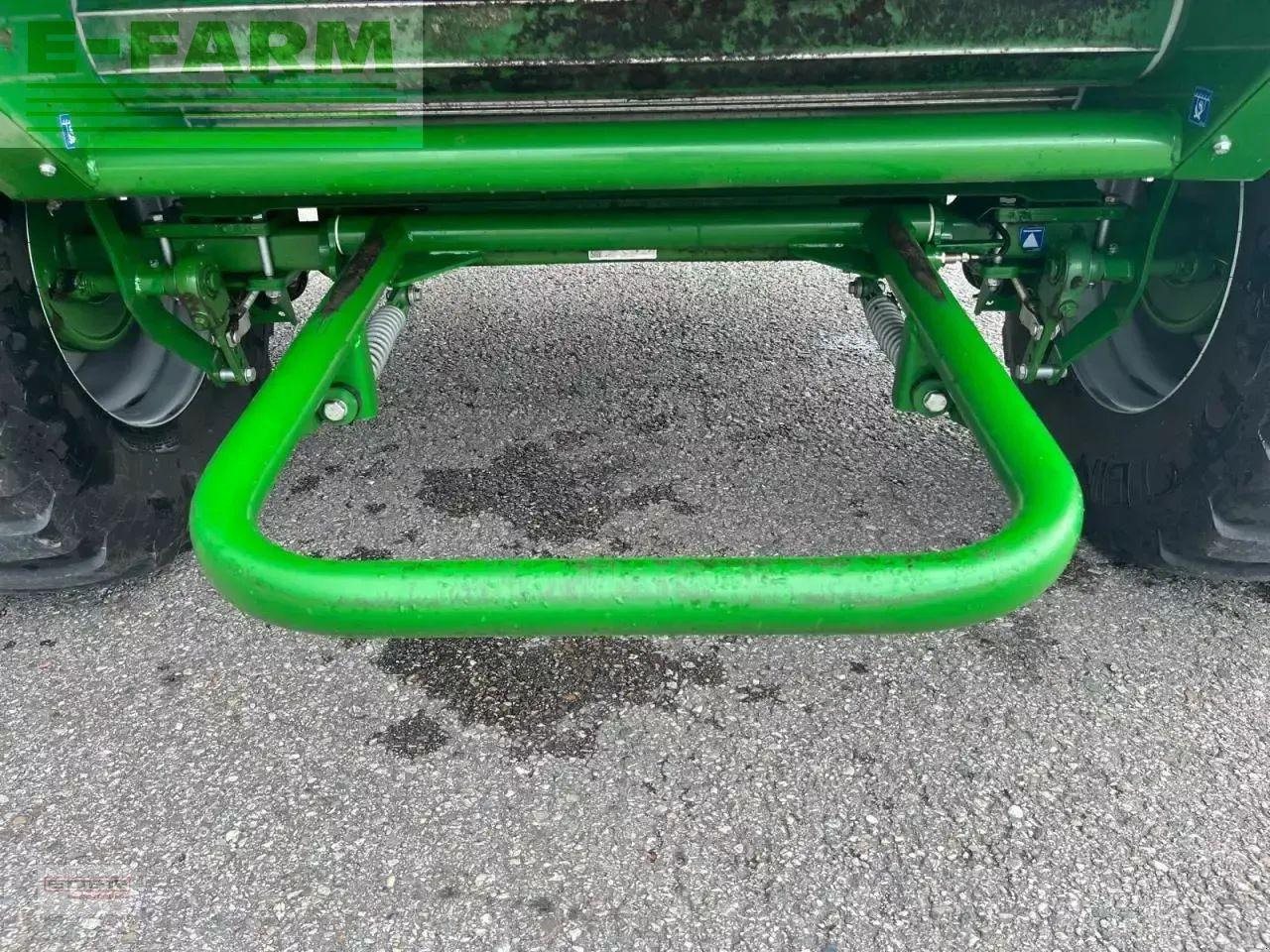 Empacadora de pacas cuadradas Mc Hale f5600: foto 6 Empacadora de pacas cuadradas Mc Hale f5600: foto 6