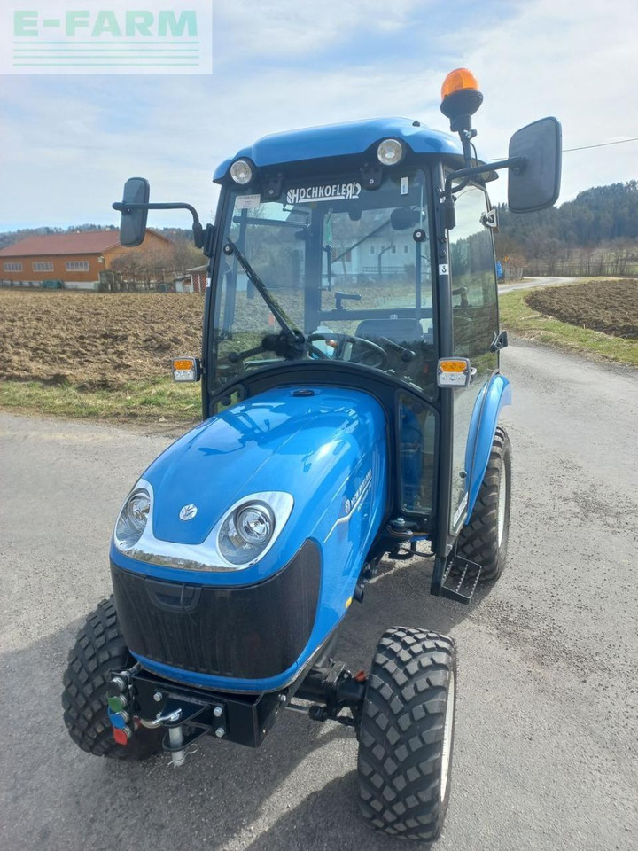 New Holland boomer 25 - Tractor: foto 5 New Holland boomer 25 - Tractor: foto 5