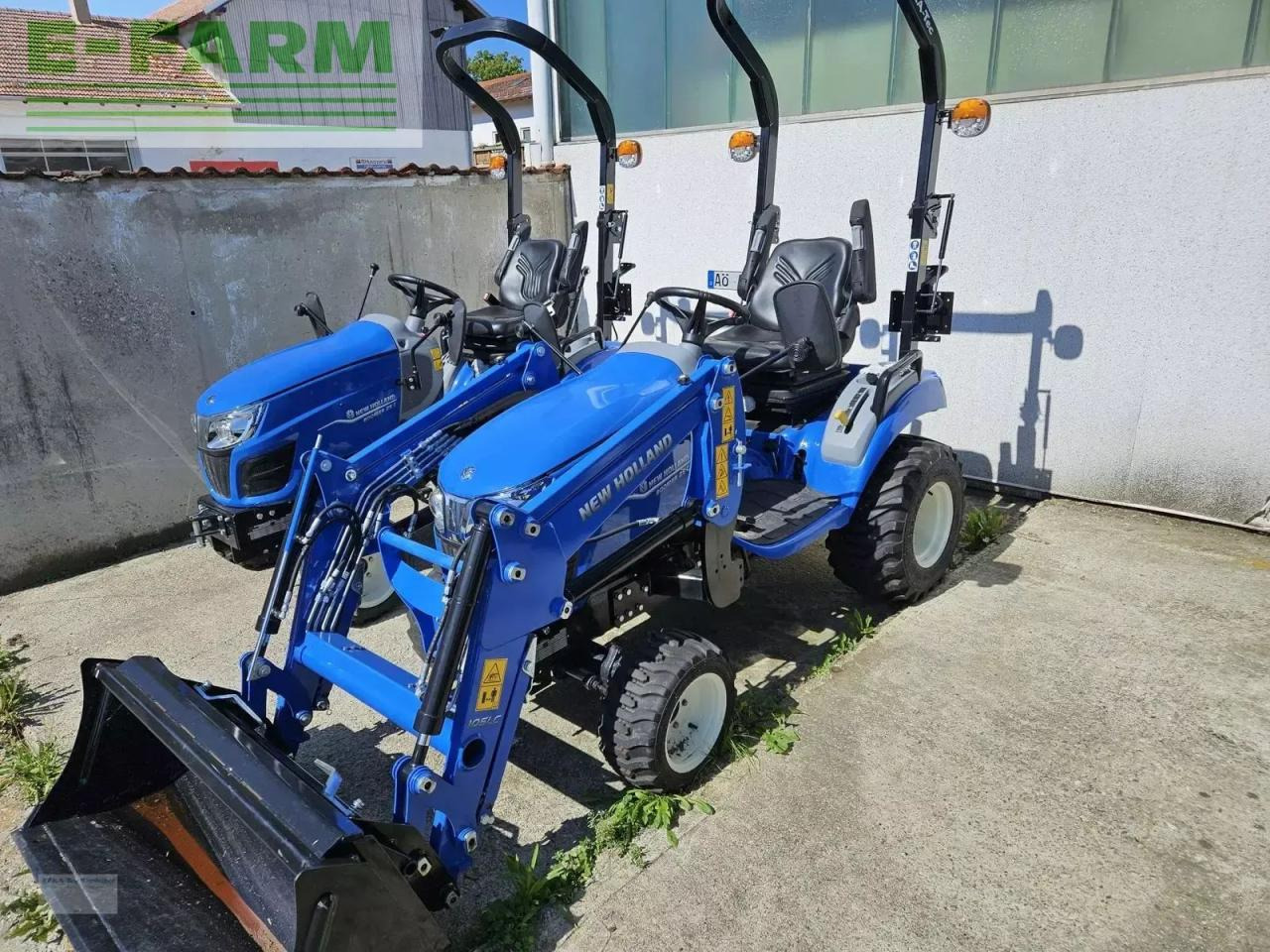 New Holland boomer 25 c C - Tractor: foto 1 New Holland boomer 25 c C - Tractor: foto 1