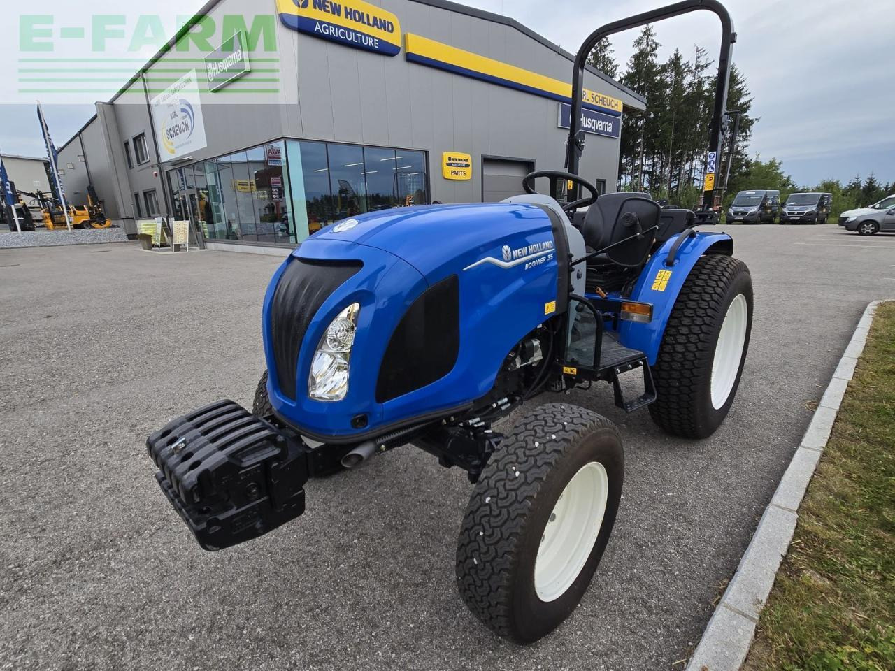 New Holland boomer 35 - Tractor: foto 1 New Holland boomer 35 - Tractor: foto 1