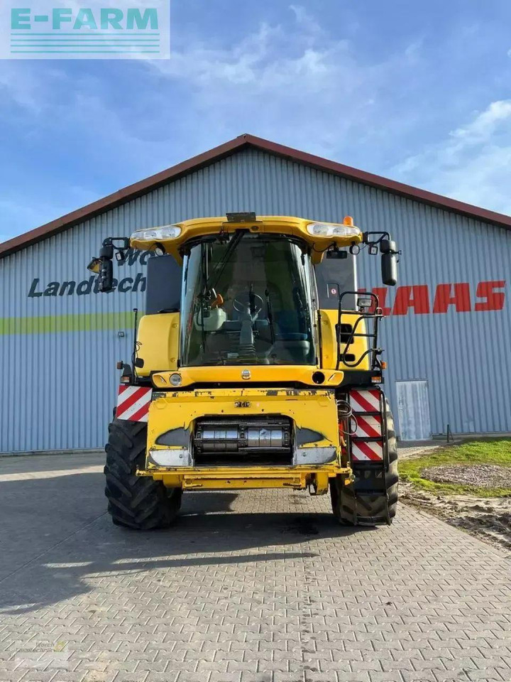 New Holland cr 9070 - Cosechadora de granos: foto 2 New Holland cr 9070 - Cosechadora de granos: foto 2