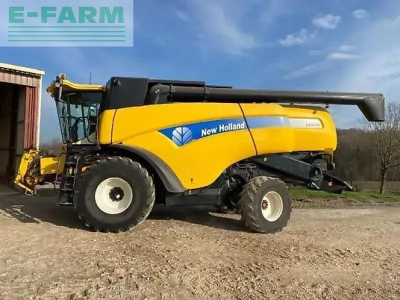 New Holland cx 8090 - Cosechadora de granos: foto 4 New Holland cx 8090 - Cosechadora de granos: foto 4