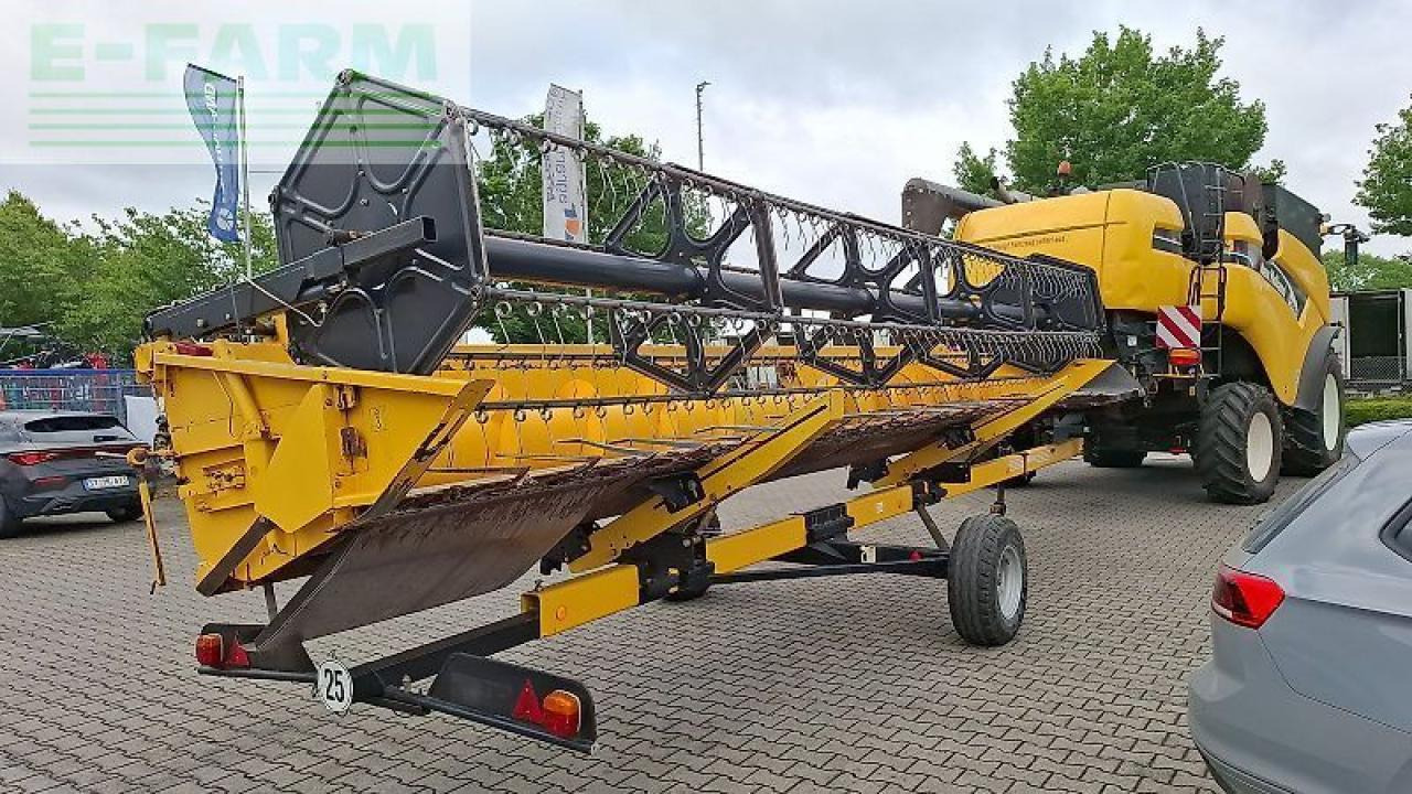 New Holland cx 860 / cx860 4x4 allrad - Cosechadora de granos: foto 4 New Holland cx 860 / cx860 4x4 allrad - Cosechadora de granos: foto 4
