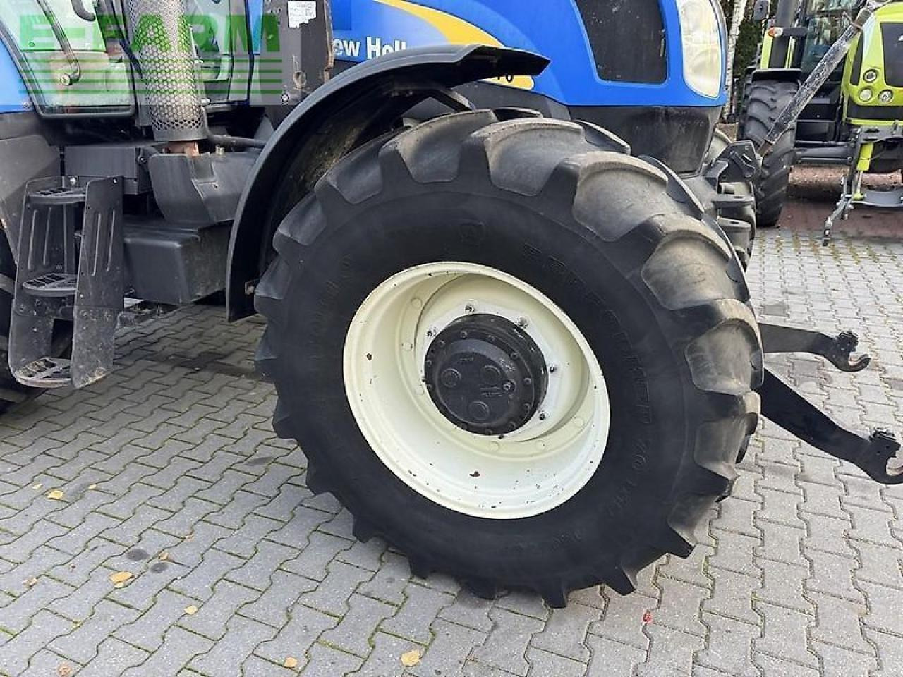 Tractor New Holland t6070 powercommand: foto 24 Tractor New Holland t6070 powercommand: foto 24