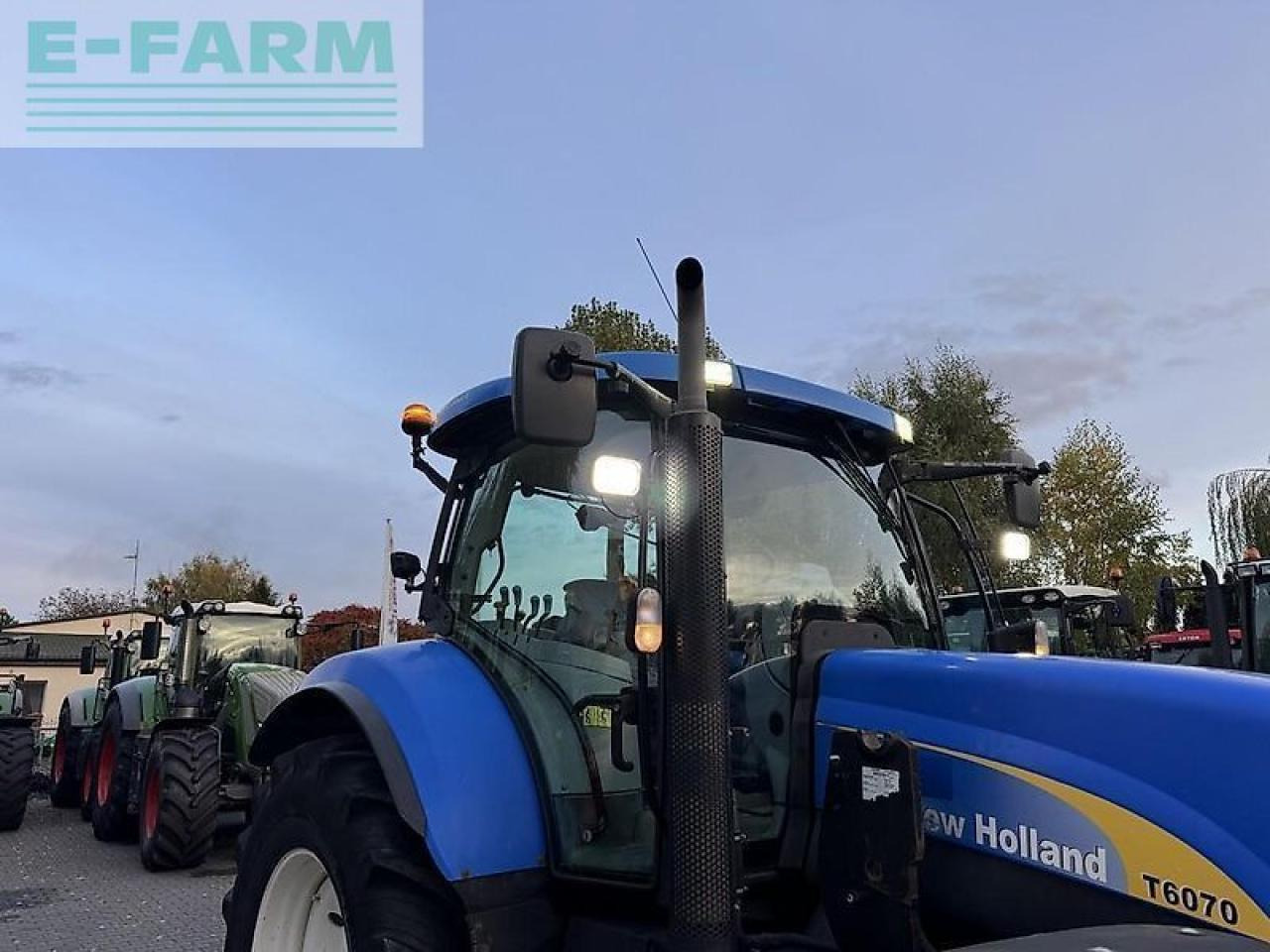 Tractor New Holland t6070 powercommand: foto 37 Tractor New Holland t6070 powercommand: foto 37