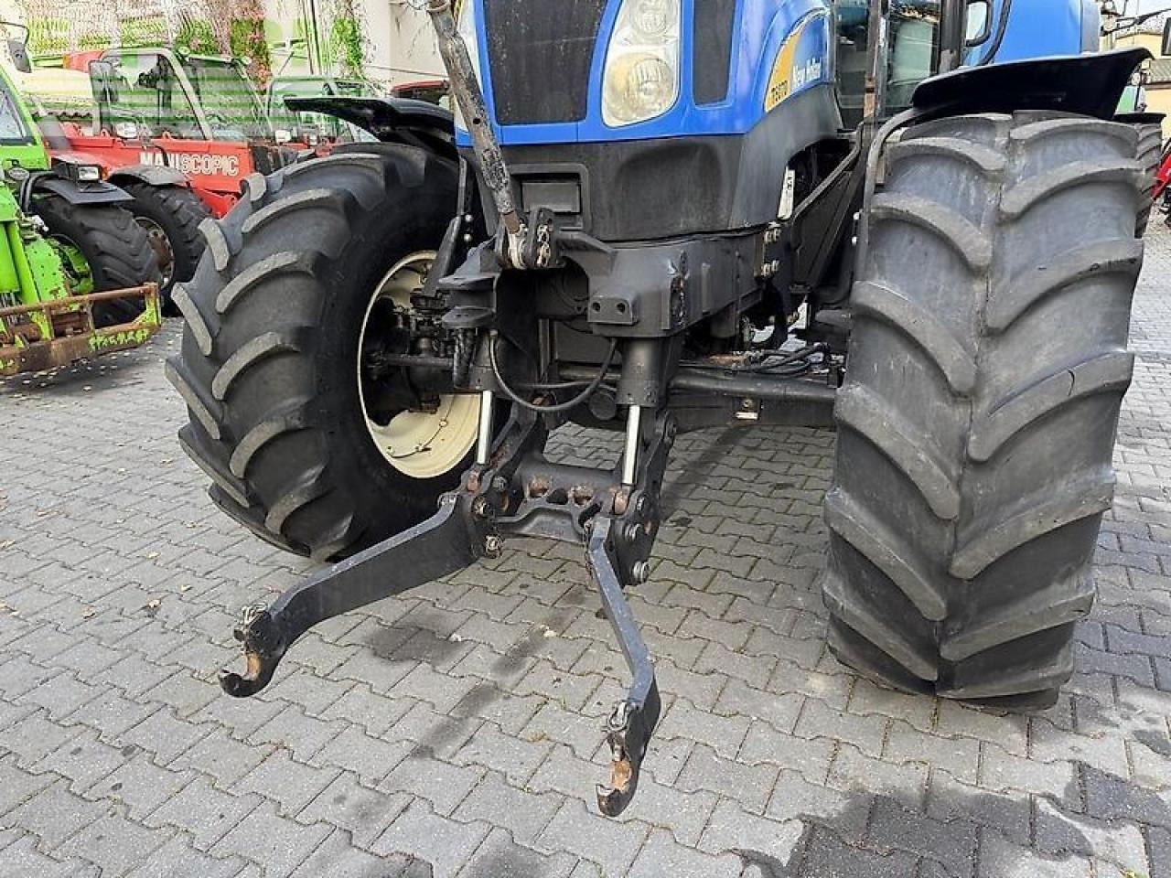 Tractor New Holland t6070 powercommand: foto 21 Tractor New Holland t6070 powercommand: foto 21