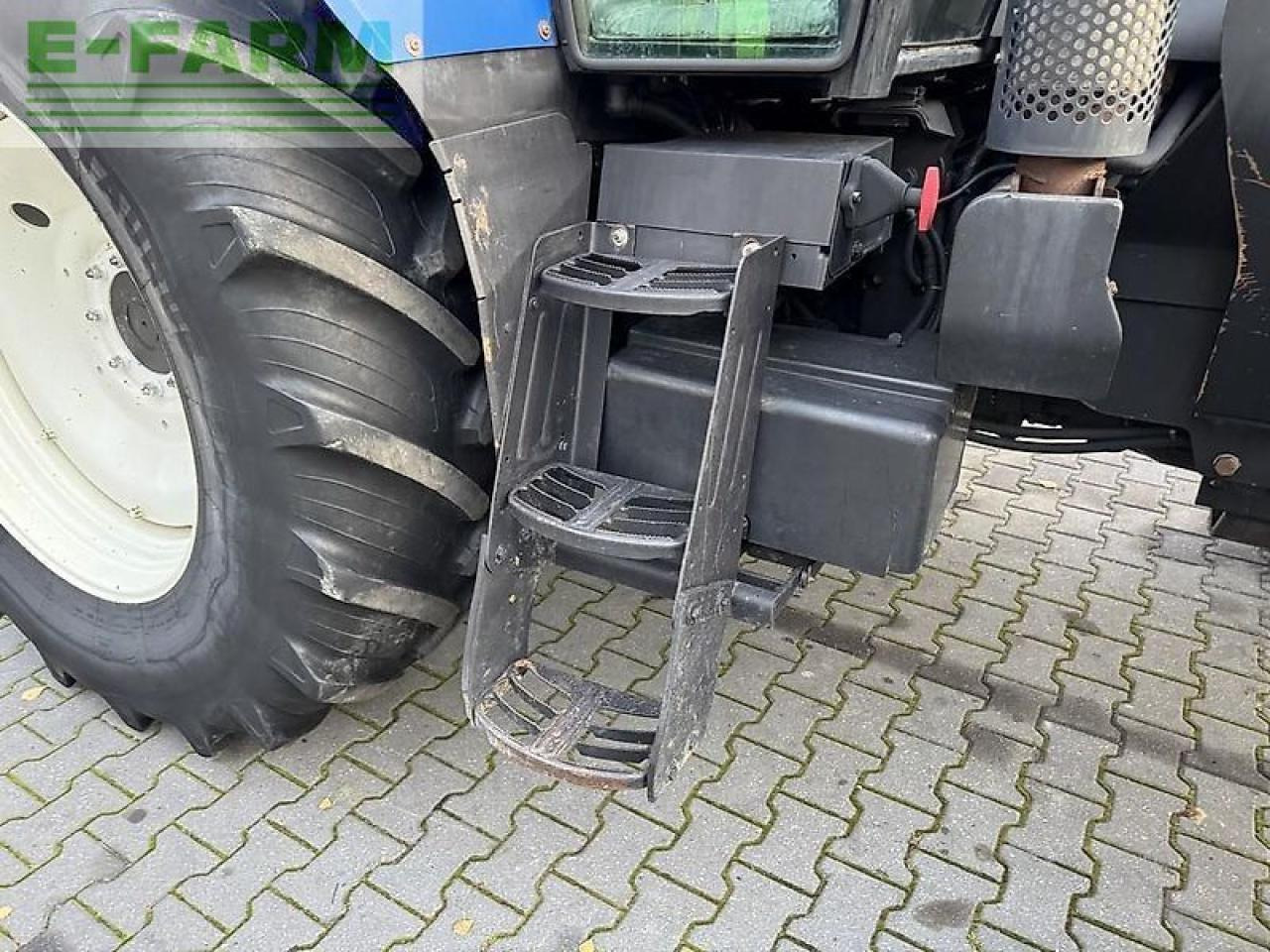 Tractor New Holland t6070 powercommand: foto 26 Tractor New Holland t6070 powercommand: foto 26