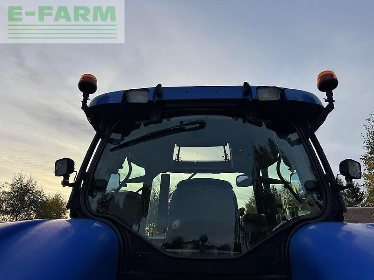 Tractor New Holland t6070 powercommand: foto 33 Tractor New Holland t6070 powercommand: foto 33