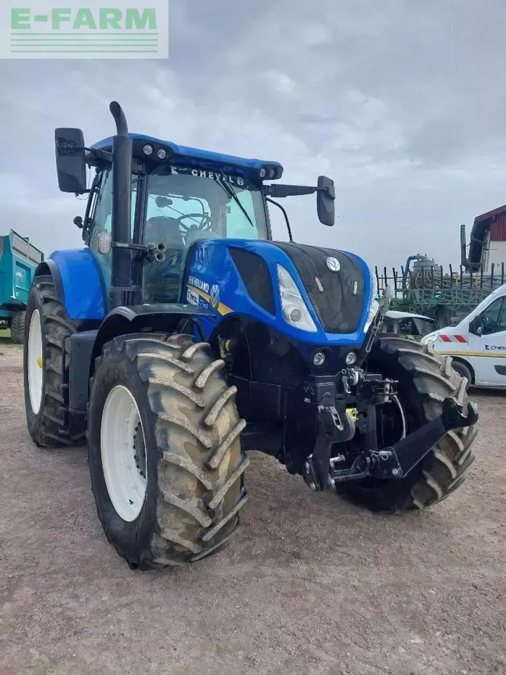 New Holland t7.215s S - Tractor: foto 2 New Holland t7.215s S - Tractor: foto 2
