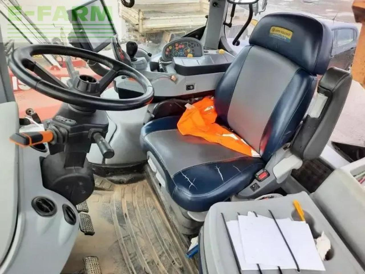 New Holland t7-290ac - Tractor: foto 2 New Holland t7-290ac - Tractor: foto 2